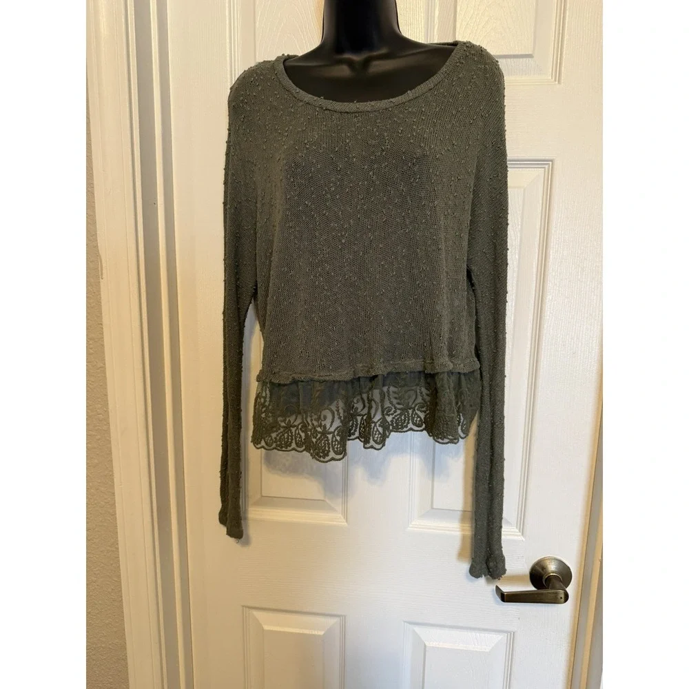 American Eagle Green Lace Long Sleeve Peplum Spring Sweater Women's Size S.